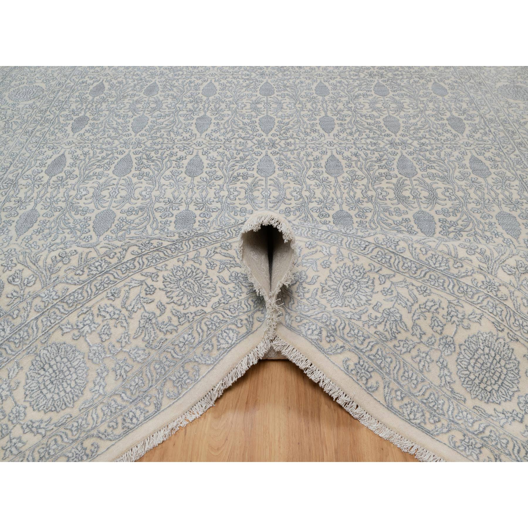 9'x12'1" Chiffon White, Light Tone on Tone with Persian Design with Repetitive Floral Motifs, Wool and Plant Based Silk, Thick and Plush, 200 KPSI, Hand Knotted, Oriental Rug Sh91353