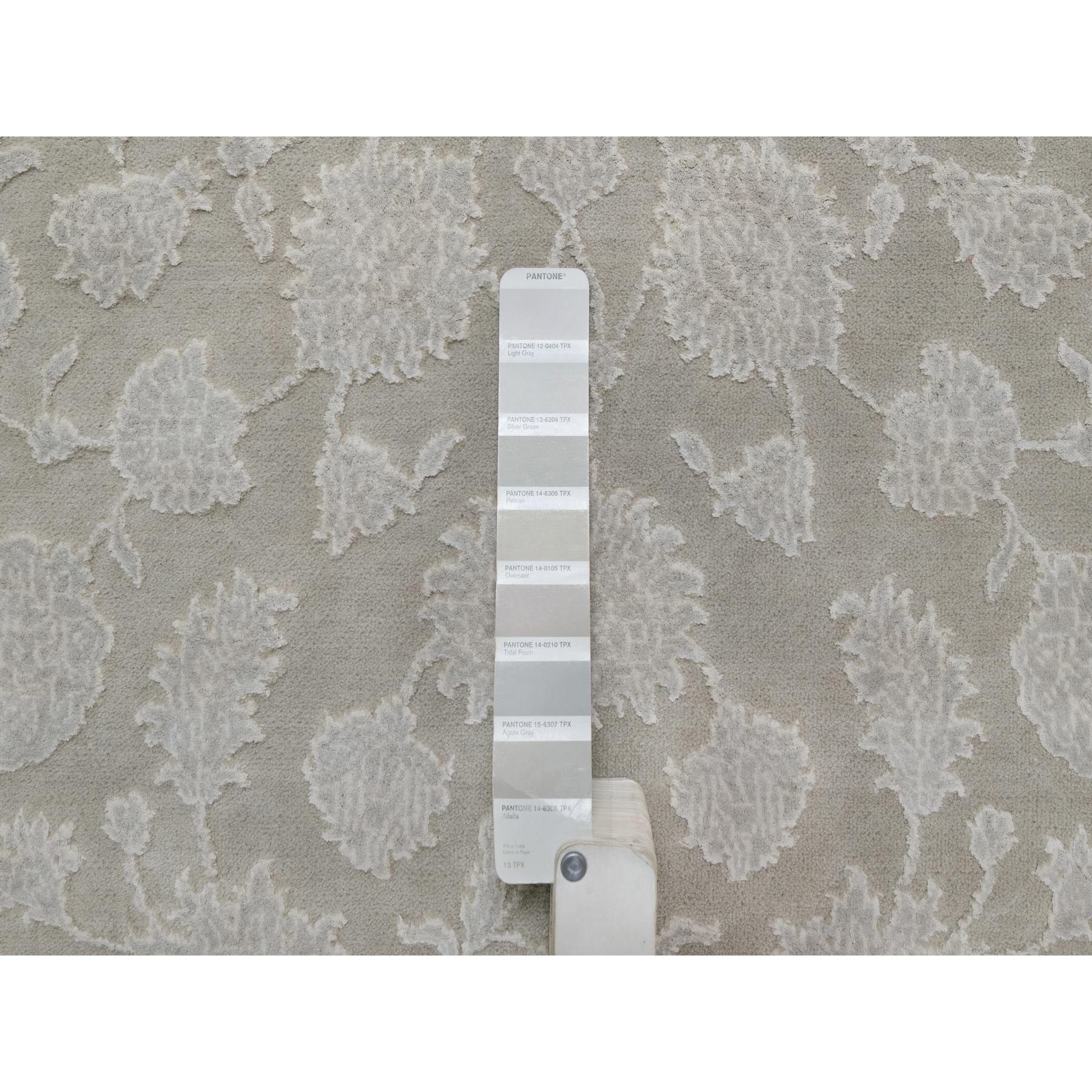4'9"x6'10" Stone Gray, 200 KPSI, Light Tone on Tone with Persian Design, Wool and Plant Based Silk, Thick and Plush, Hand Knotted, Oriental Rug Sh91356