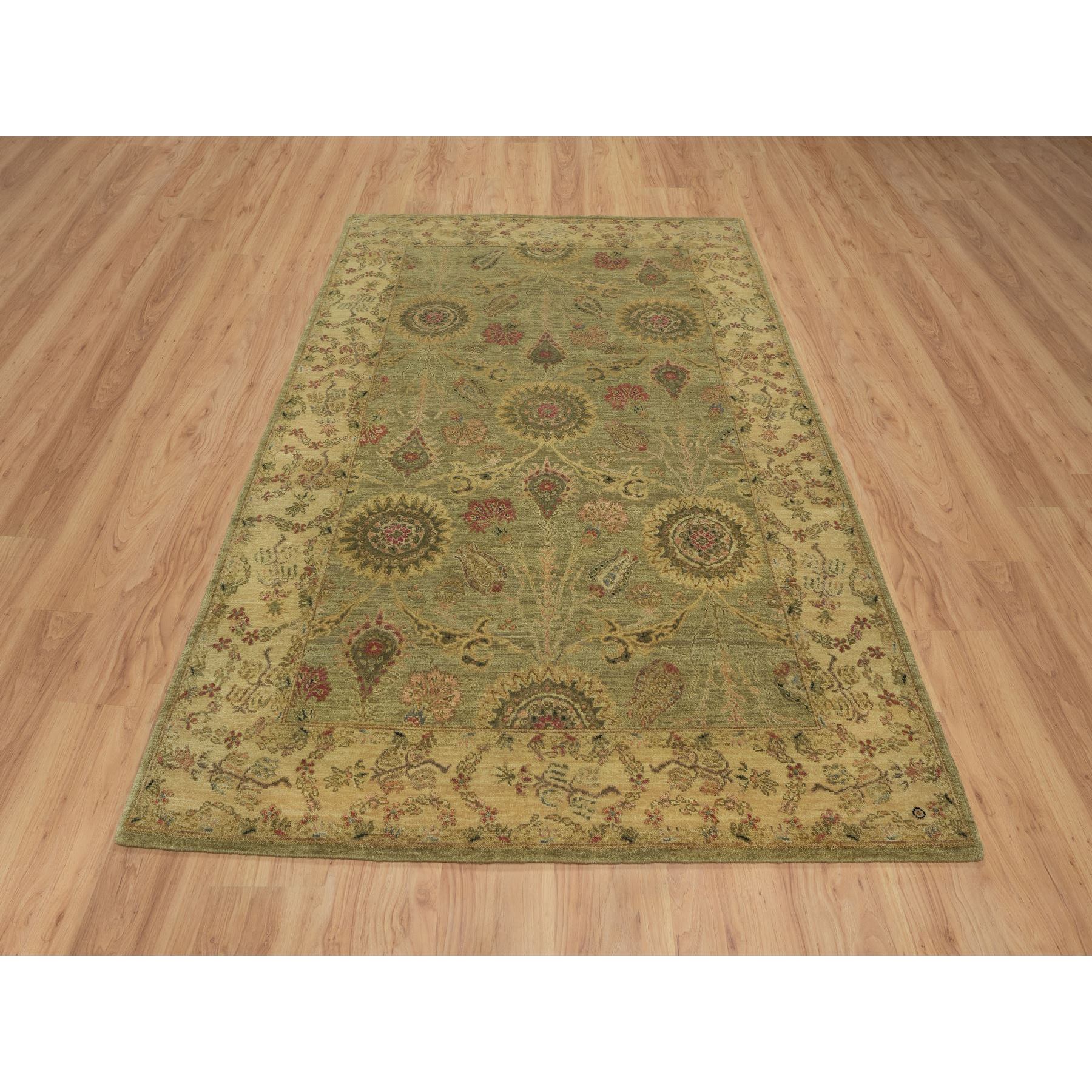 5'1"x7'10" Olive Green, Botanical Design, Hand Knotted, Pure 100% Himalayan Wool, Vegetable Dyes, Oriental Rug Sh91364