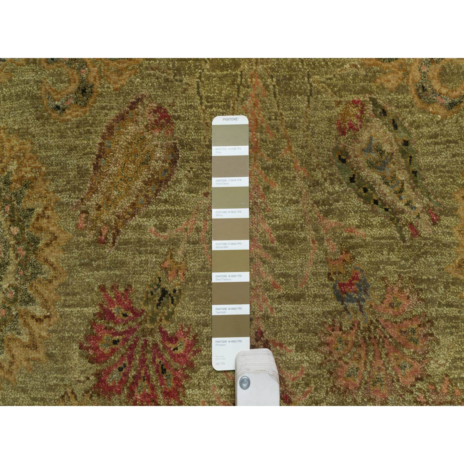 5'1"x7'10" Olive Green, Botanical Design, Hand Knotted, Pure 100% Himalayan Wool, Vegetable Dyes, Oriental Rug Sh91364