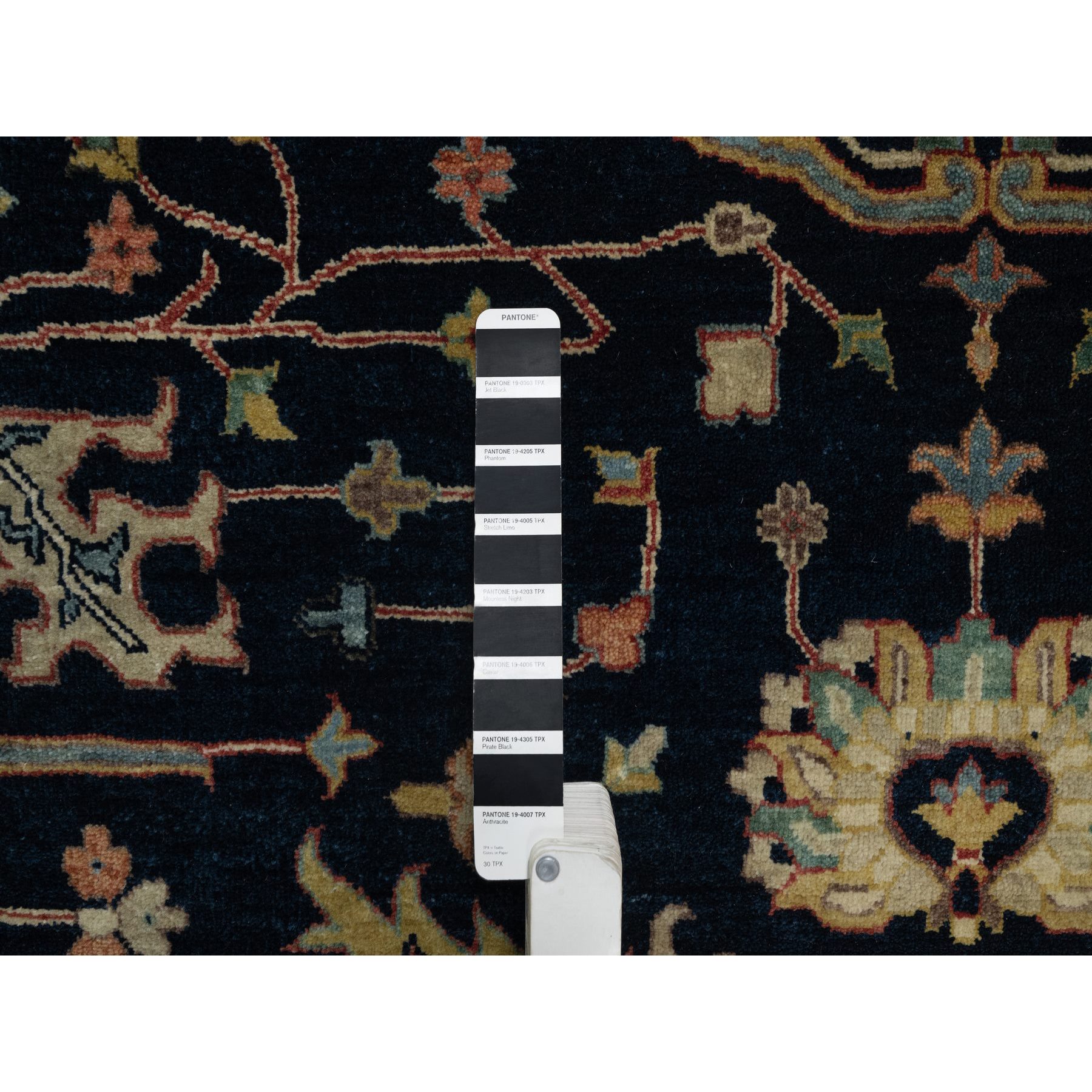 10'1"x10'1" Midnight Blue, Antiqued Fine Heriz Re-Creation with All Over Vines Design, Hand Knotted, Soft Pile, Vegetable Dyes, 100% Wool, Round, Oriental Rug Sh91406