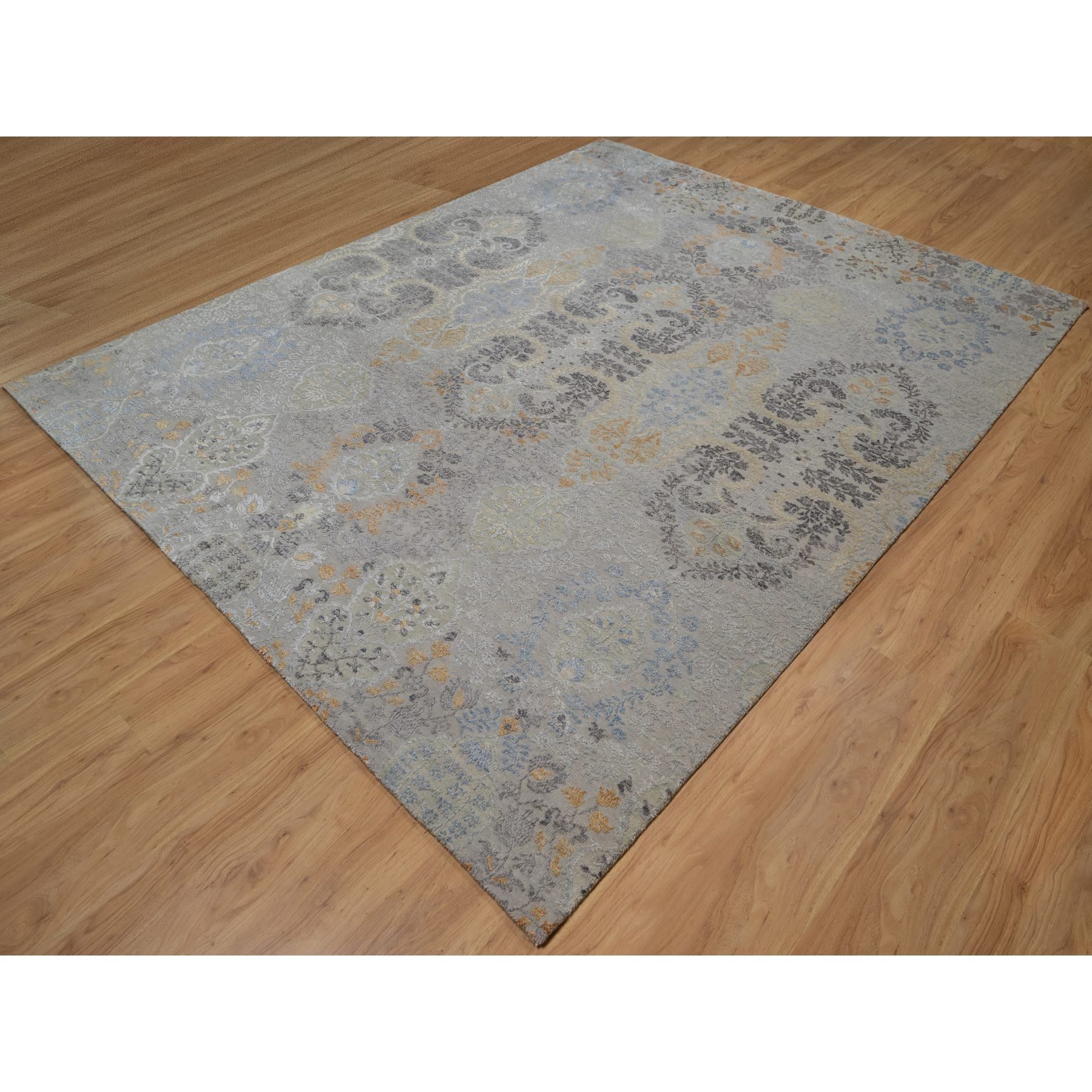 7'10"x10' Medium Gray, Jewelry Design, Wool with Textured Silk, Tone on Tone, Transitional, Hand Knotted, Oriental Rug Sh91414