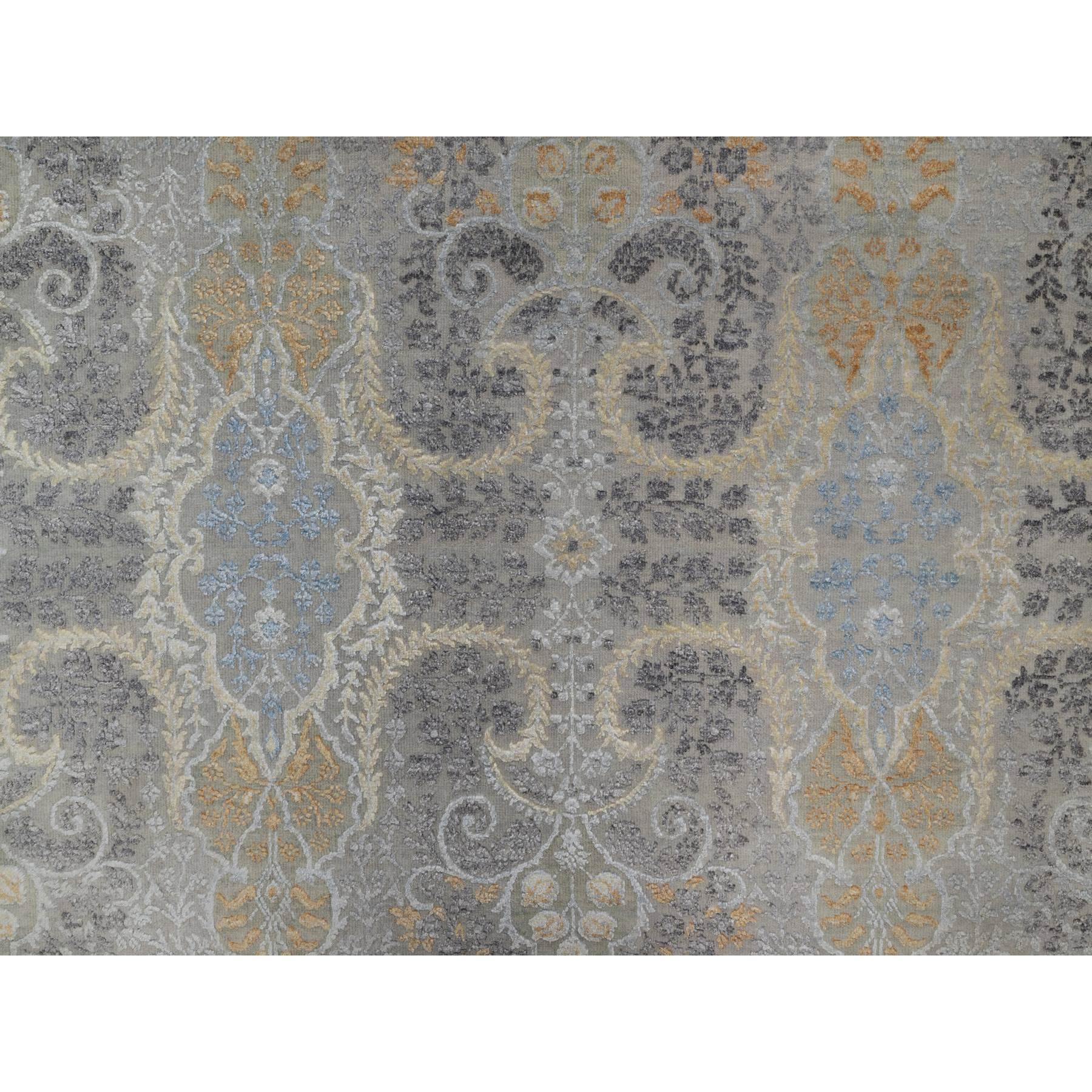 7'10"x10' Medium Gray, Jewelry Design, Wool with Textured Silk, Tone on Tone, Transitional, Hand Knotted, Oriental Rug Sh91414