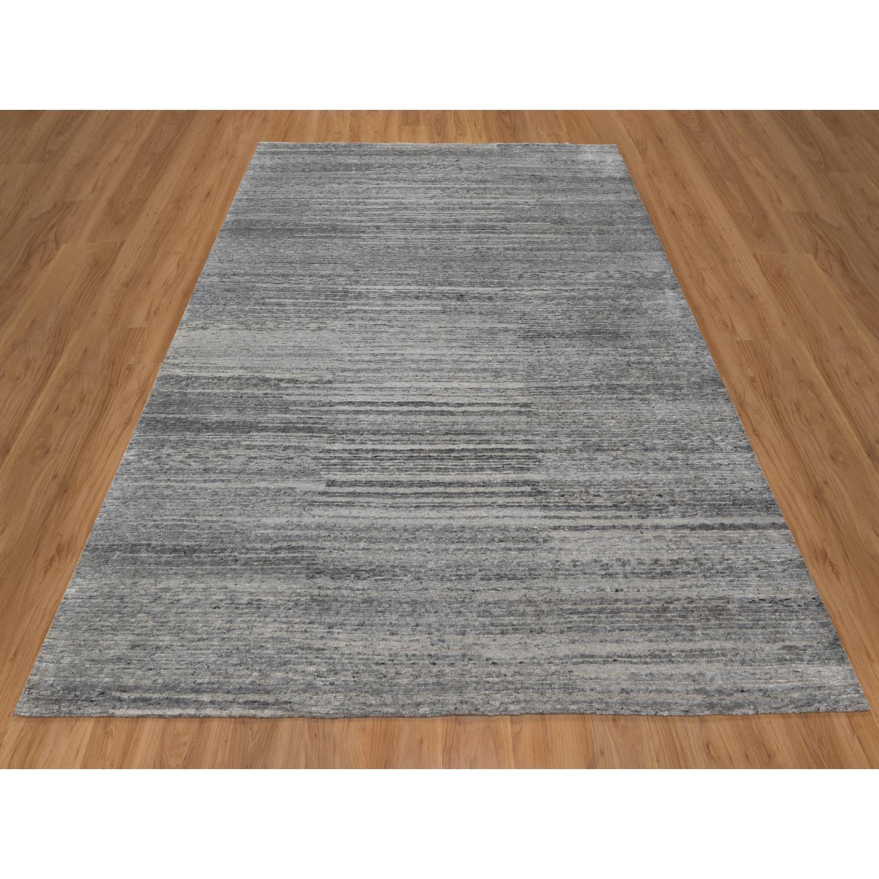 8'x9'10" Feather Gray, Modern Design with Nepali Weave, Hand Knotted, Undyed Natural Wool, Thick and Plush, Oriental Rug Sh91418