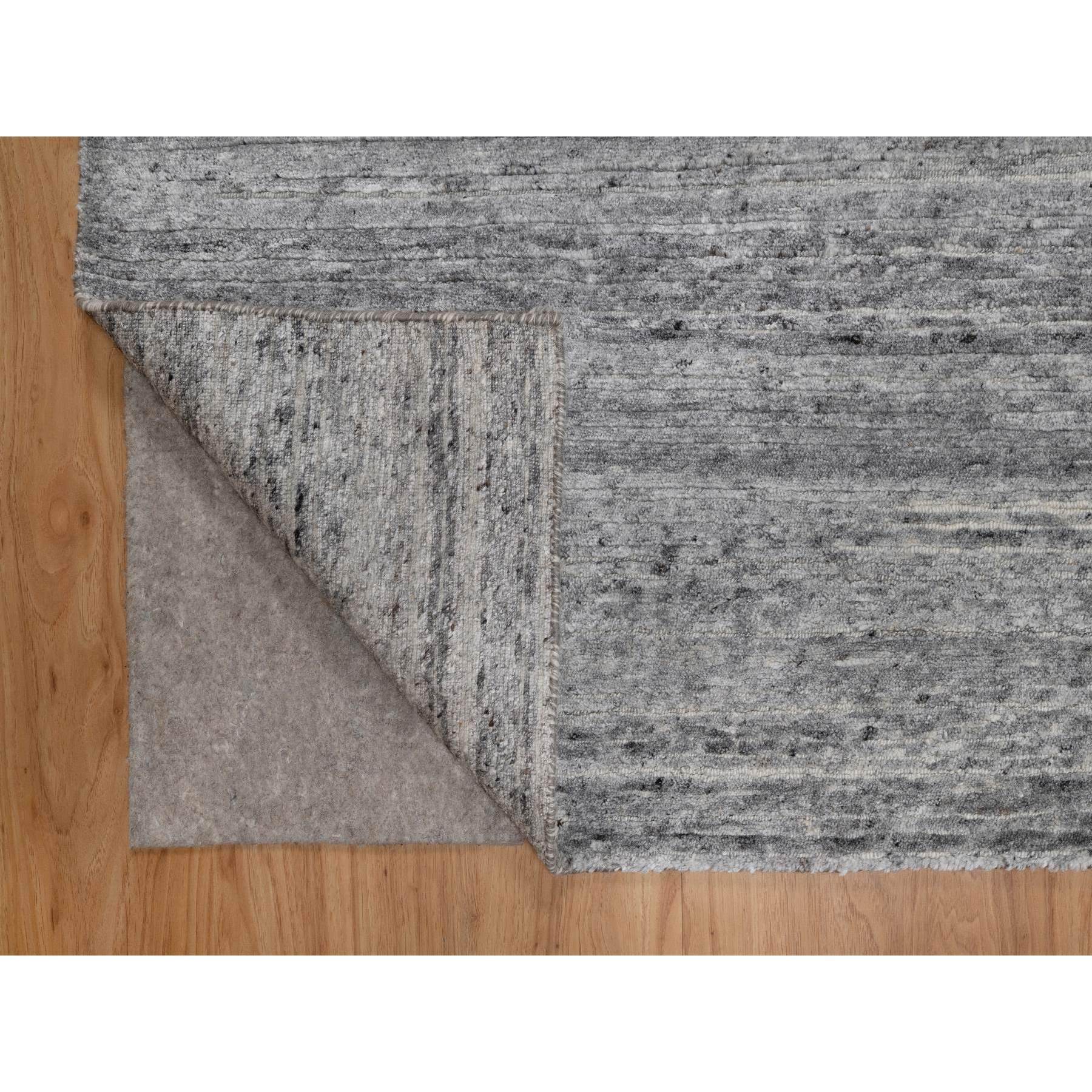 8'x9'10" Feather Gray, Modern Design with Nepali Weave, Hand Knotted, Undyed Natural Wool, Thick and Plush, Oriental Rug Sh91418