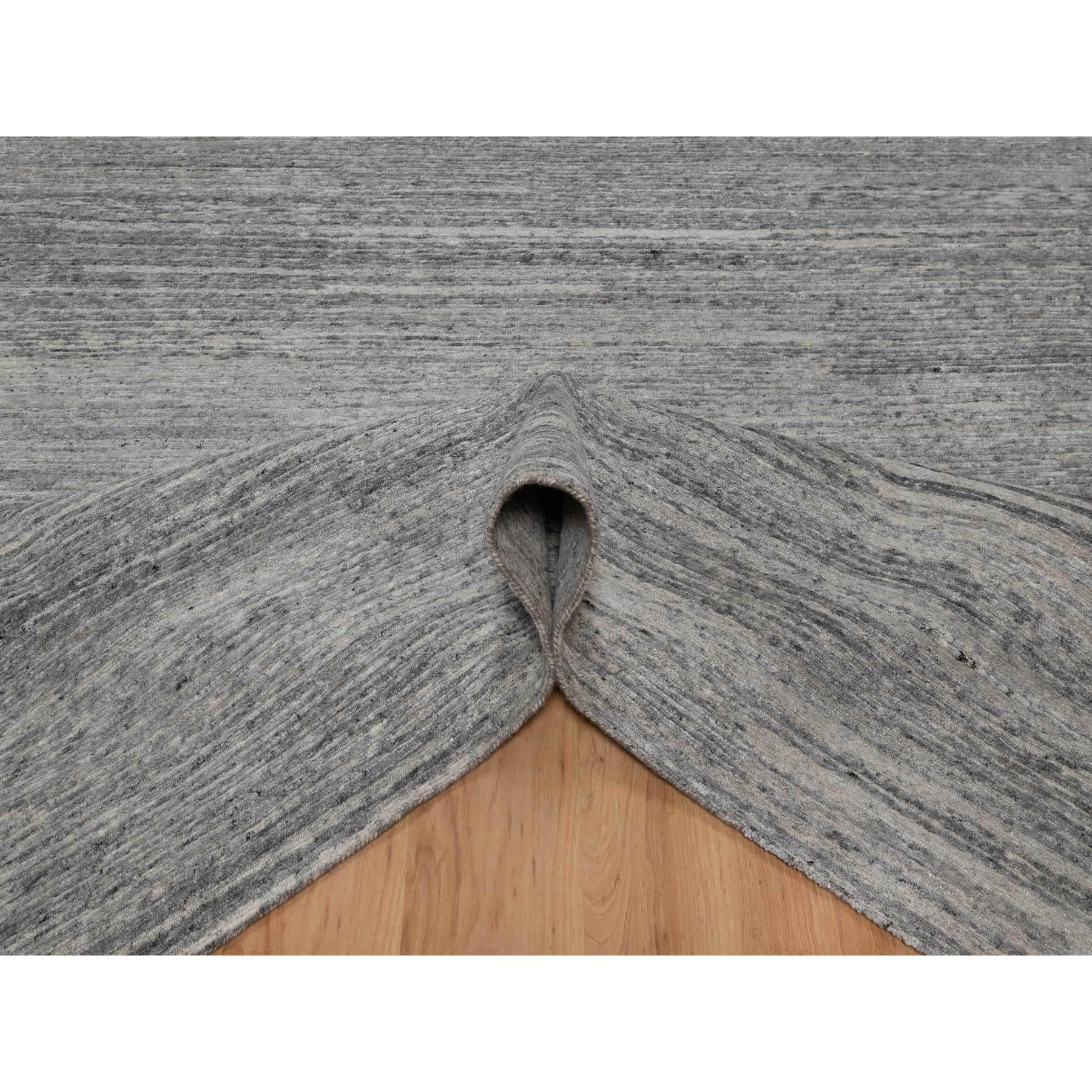 8'x9'10" Feather Gray, Modern Design with Nepali Weave, Hand Knotted, Undyed Natural Wool, Thick and Plush, Oriental Rug Sh91418