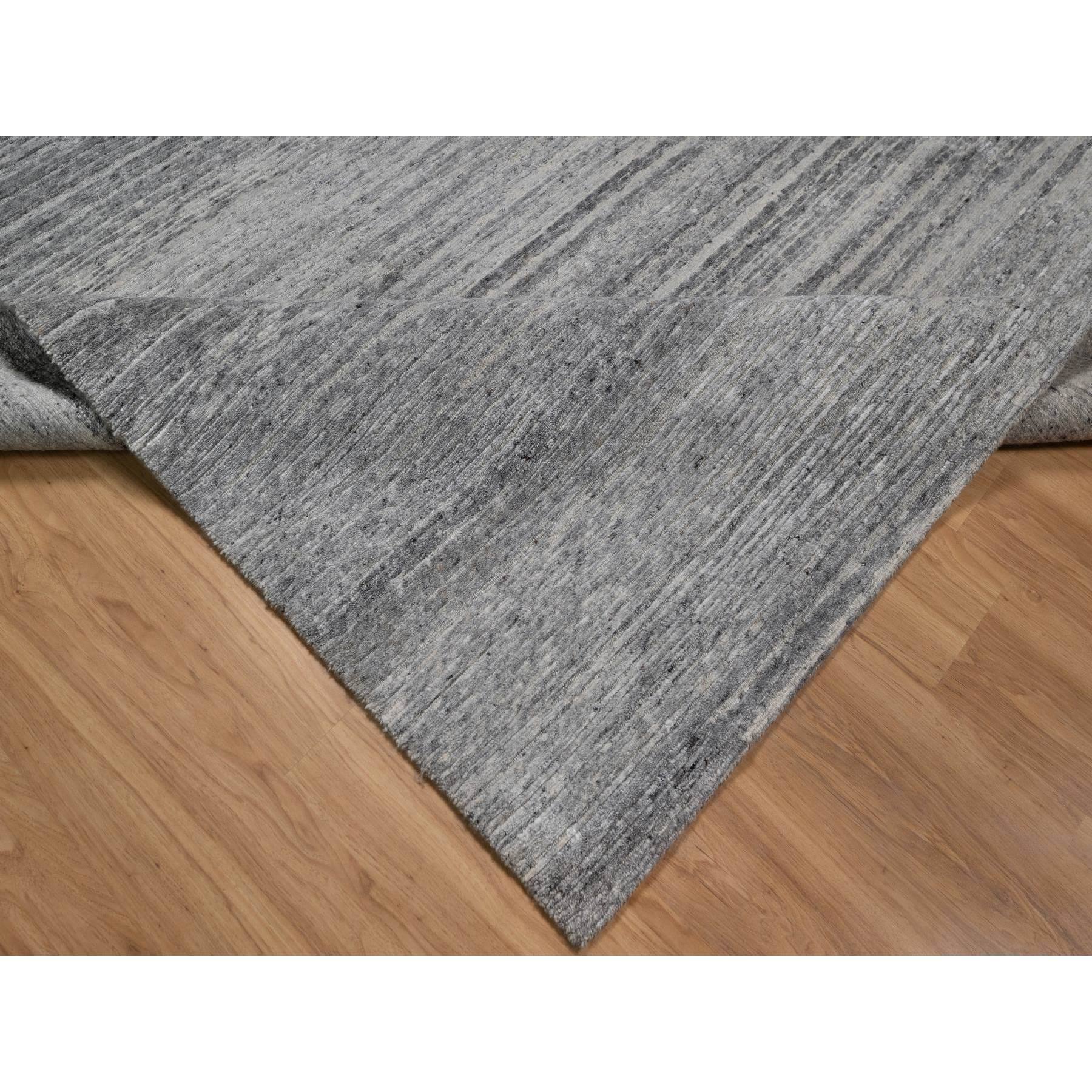 8'x9'10" Feather Gray, Modern Design with Nepali Weave, Hand Knotted, Undyed Natural Wool, Thick and Plush, Oriental Rug Sh91418