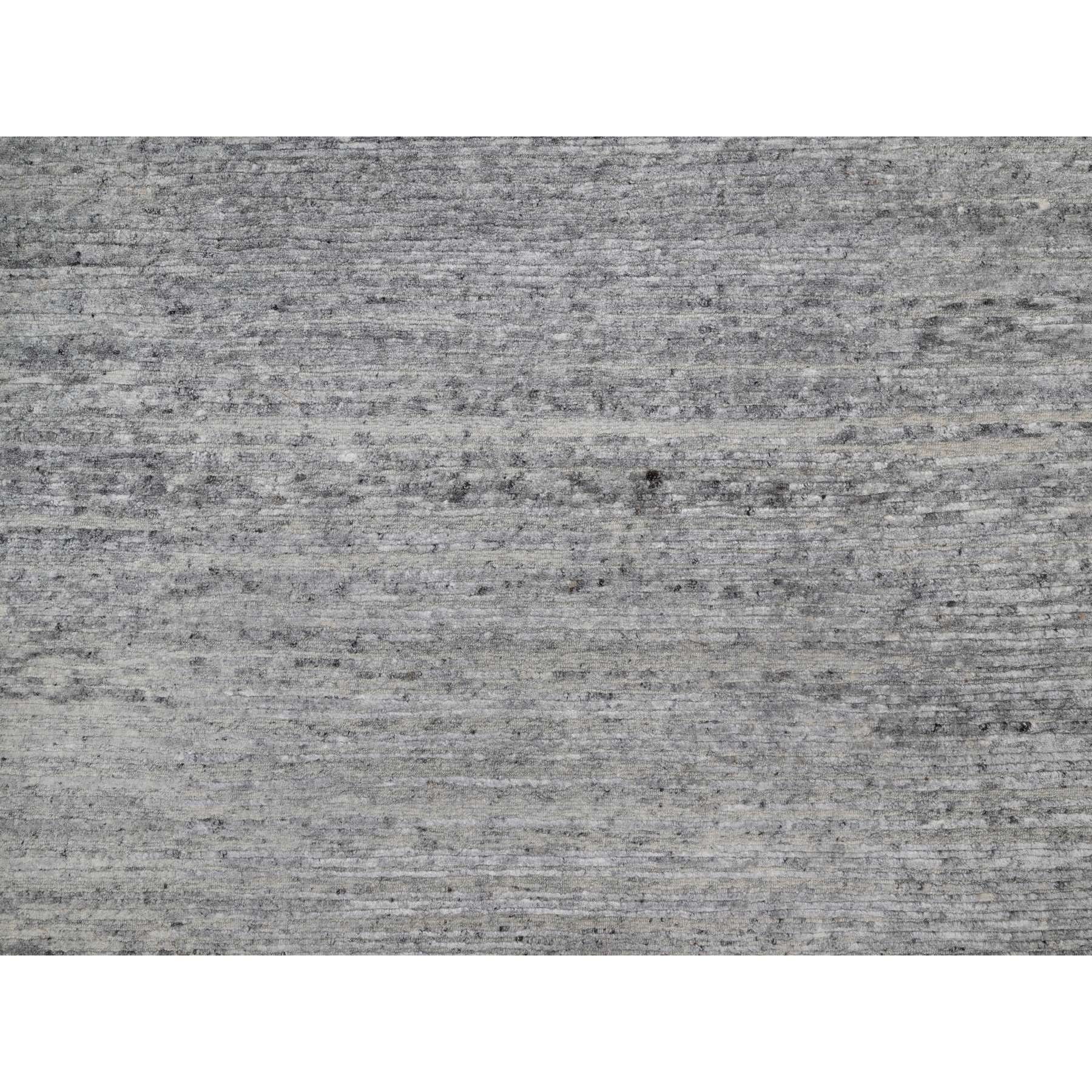 8'x9'10" Feather Gray, Modern Design with Nepali Weave, Hand Knotted, Undyed Natural Wool, Thick and Plush, Oriental Rug Sh91418