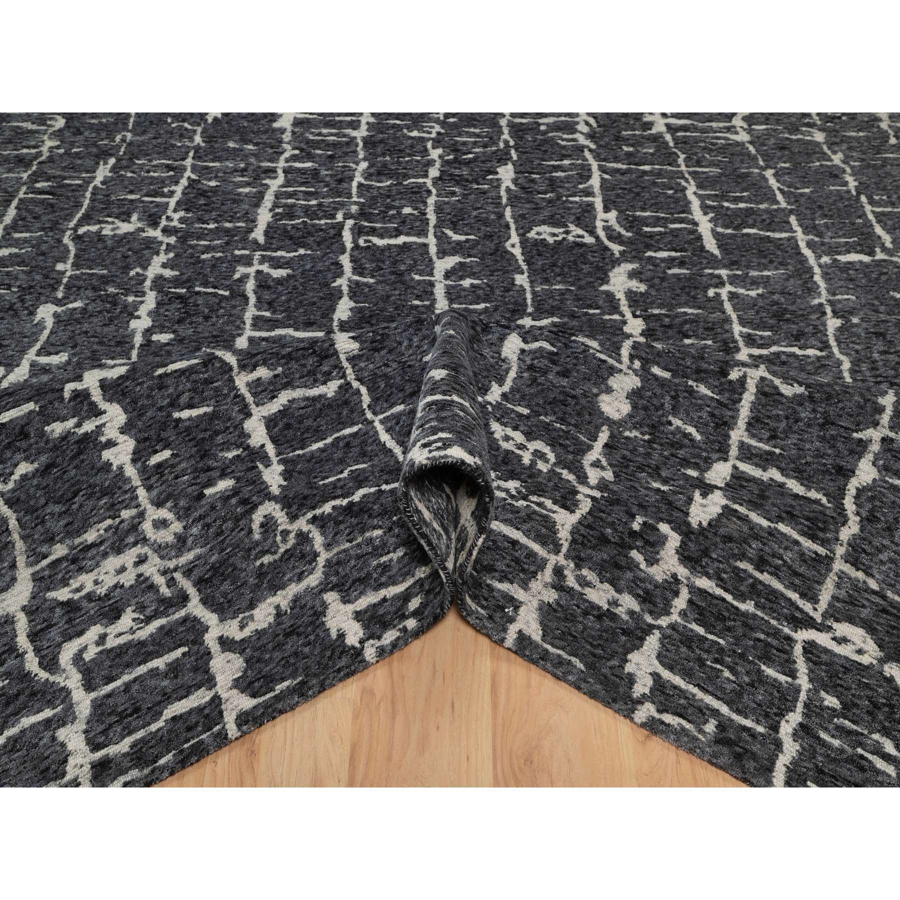 8'x10'1" Charcoal Black, Nepali Weave, Modern Design, Pure Wool, Hand Knotted, Densely Woven, Oriental Rug Sh91419