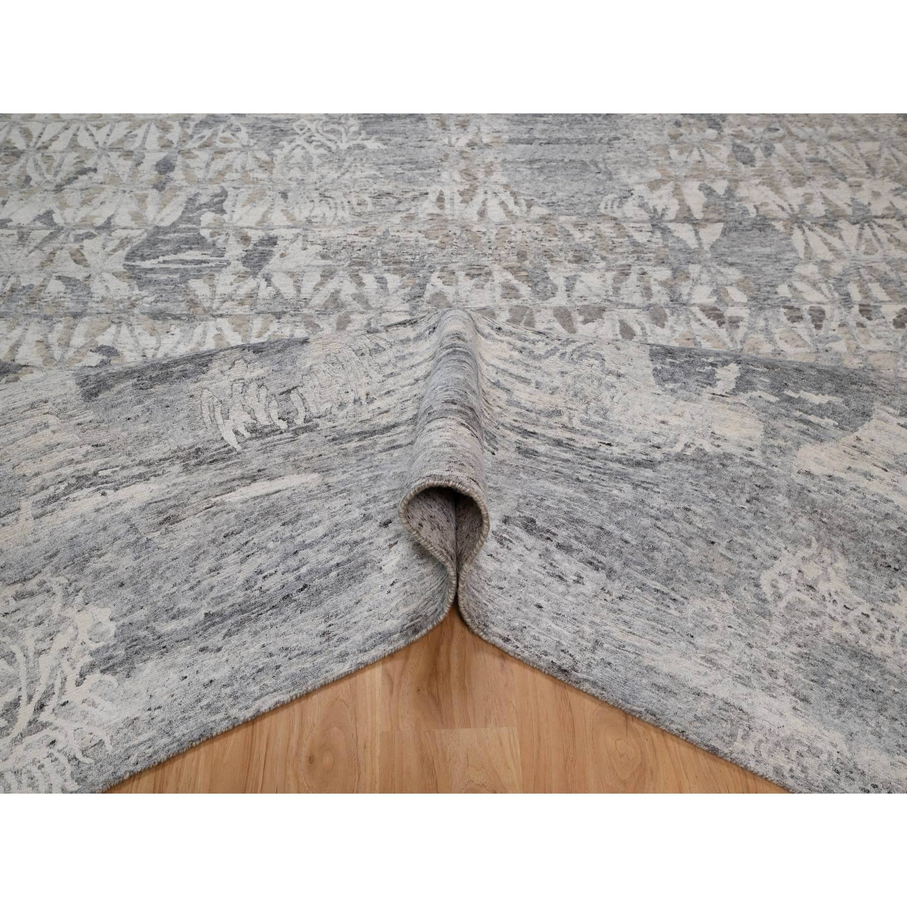 8'x10'1" Whisper White, Nepali Weave with Modern Design, 100% Undyed Natural Wool, Tone on Tone, Hand Knotted, Oriental Rug Sh91422