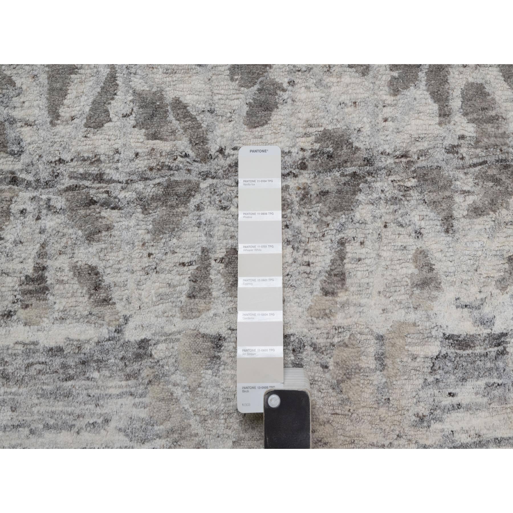 8'x10'1" Whisper White, Nepali Weave with Modern Design, 100% Undyed Natural Wool, Tone on Tone, Hand Knotted, Oriental Rug Sh91422