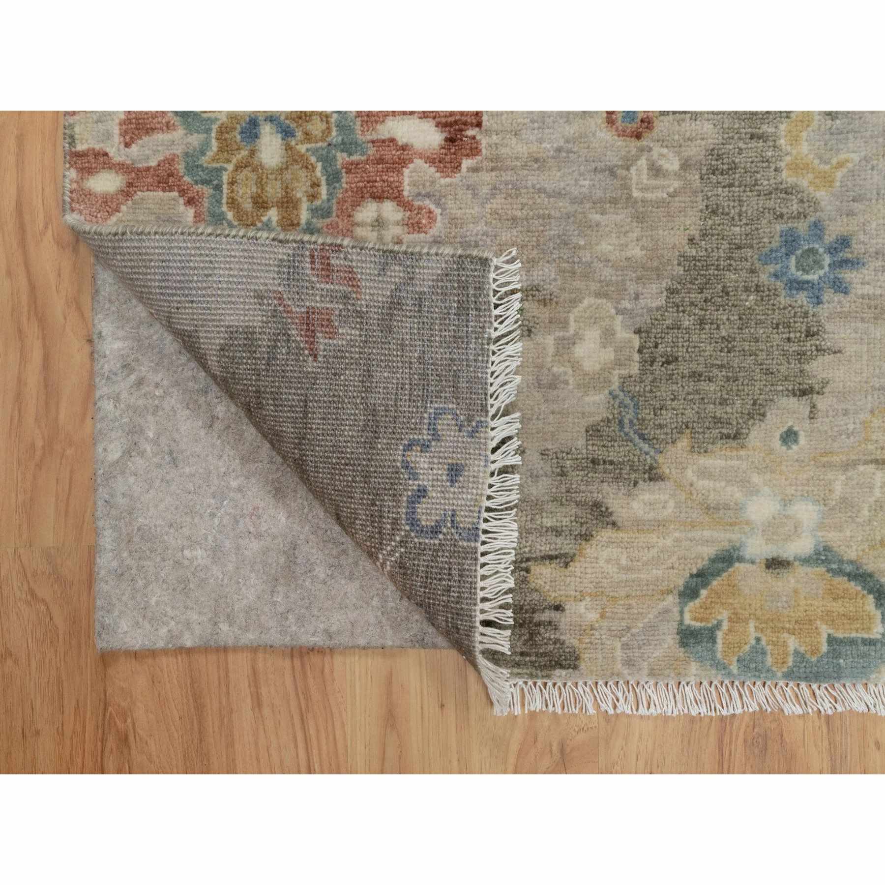 2'1"x3' Taupe Gray, Broken Pattern with Oushak Design, 100% Wool, Hand Knotted, Borderless, Mat, Sample, Oriental Rug Sh91448