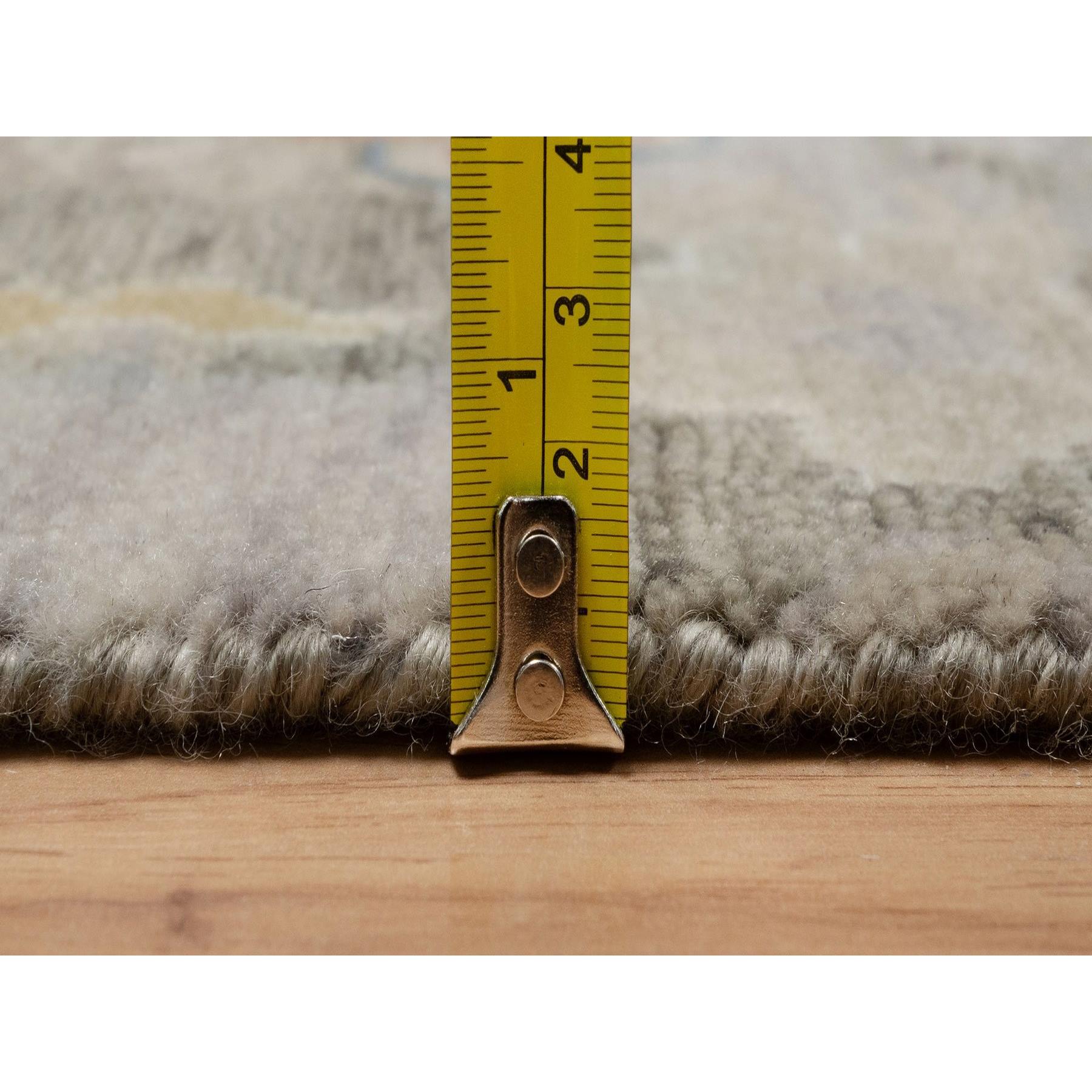 2'1"x3' Taupe Gray, Broken Pattern with Oushak Design, 100% Wool, Hand Knotted, Borderless, Mat, Sample, Oriental Rug Sh91448