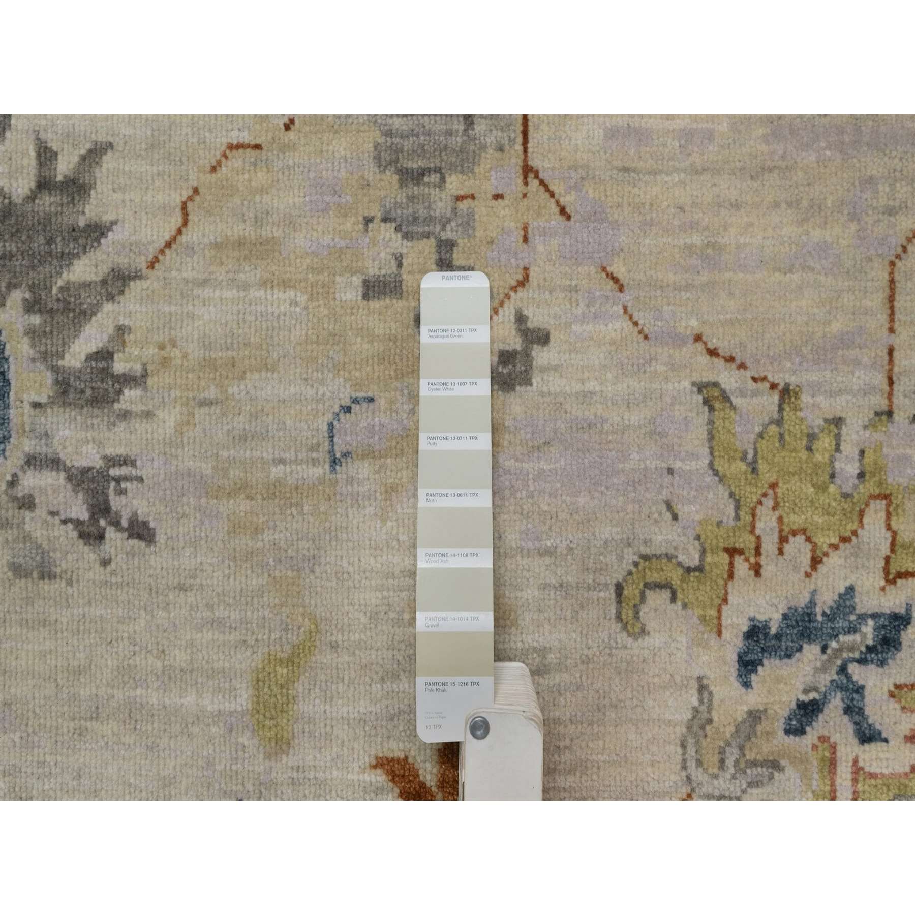 2'1"x3'4" Oyster White, Broken Pattern with Agra Design, Borderless, 100% Wool, Hand Knotted, Mat, Sample, Oriental Rug Sh91451