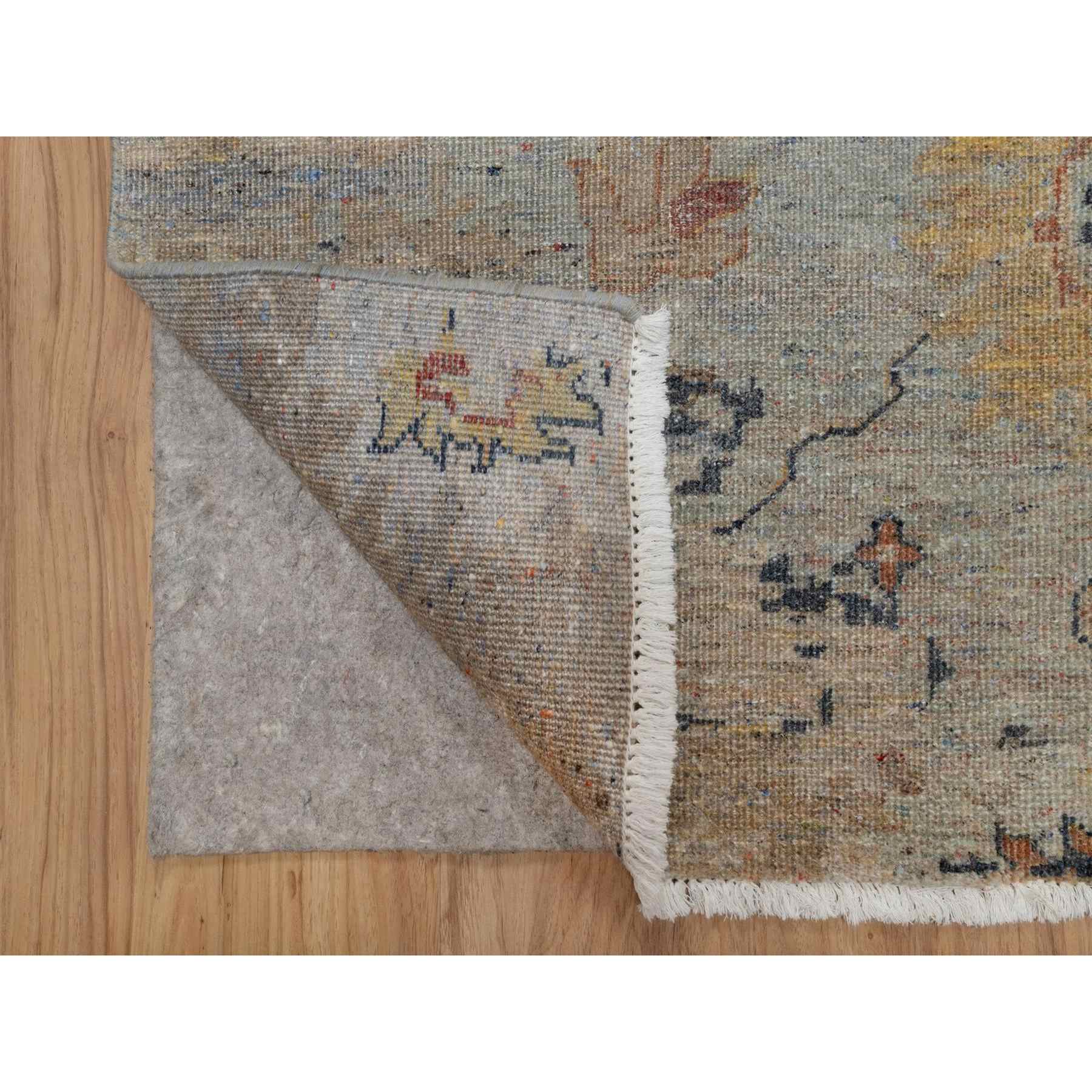 2'1"x3' Misty Gray, Broken Pattern with Oushak Design, Borderless, 100% Wool, Hand Knotted, Mat, Sample, Oriental Rug Sh91455