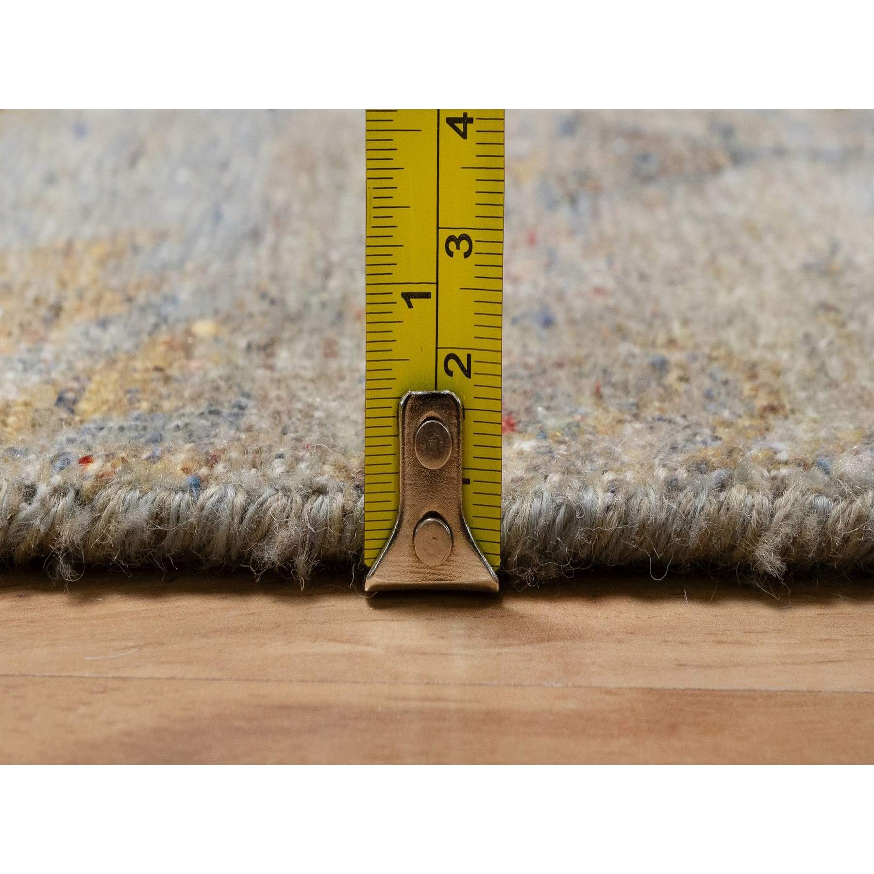 2'1"x3' Misty Gray, Broken Pattern with Oushak Design, Borderless, 100% Wool, Hand Knotted, Mat, Sample, Oriental Rug Sh91455