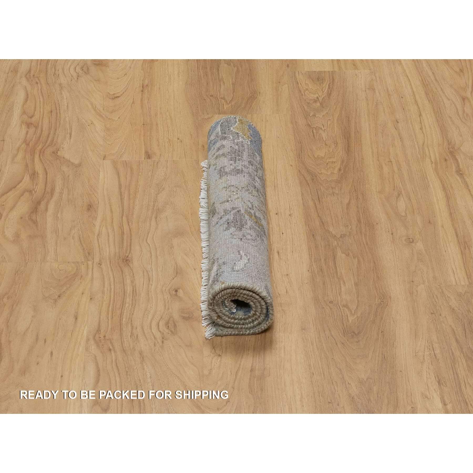 2'x3'1" Cashew White, Broken Pattern with Oushak Design, Borderless, 100% Wool, Hand Knotted, Mat, Sample, Oriental Rug Sh91465
