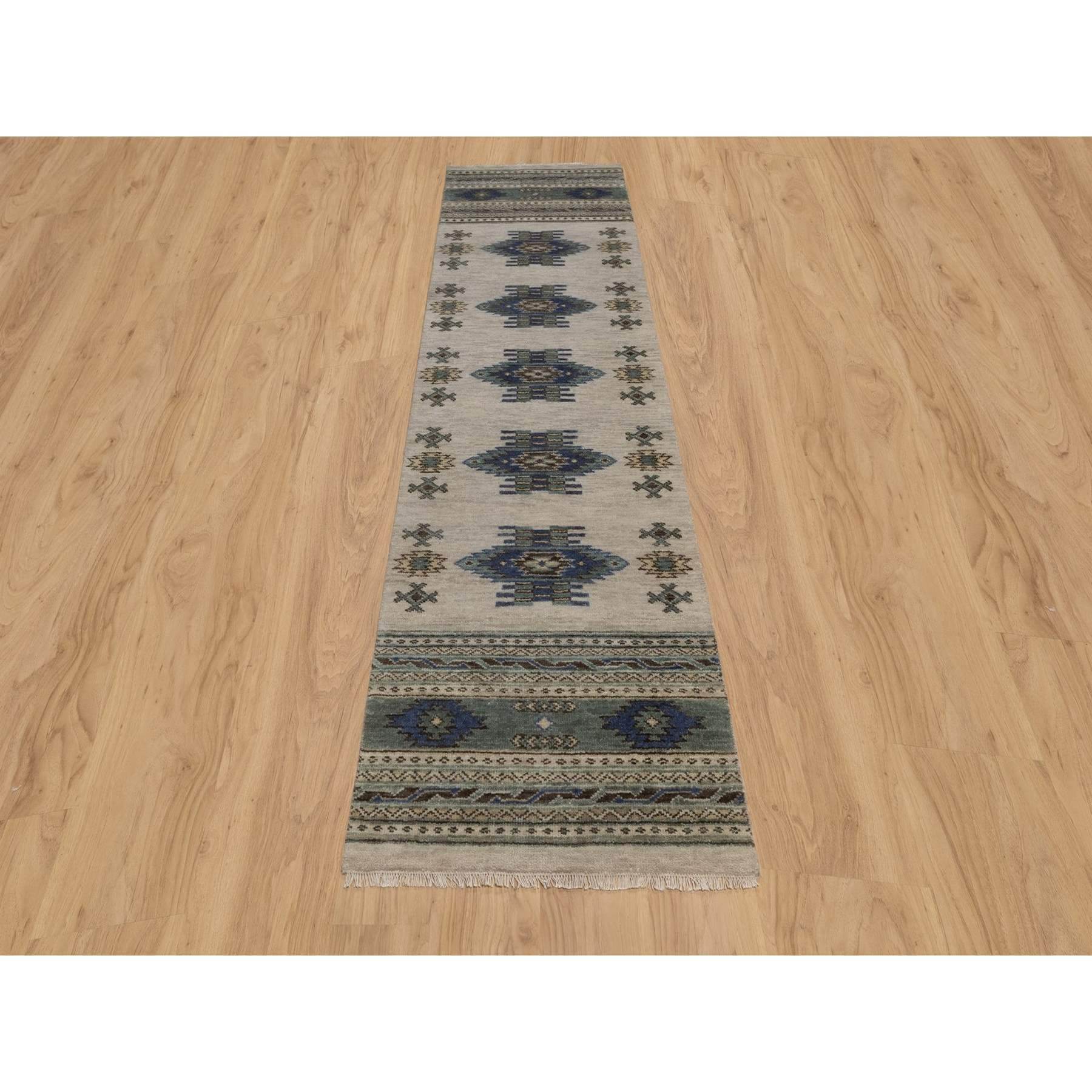 2'7"x9'10" Light Gray, Southwest American Indian Design with Piled Construction, Plush and Lush, Hand Knotted, Pure Wool, Runner, Oriental Rug Sh91472