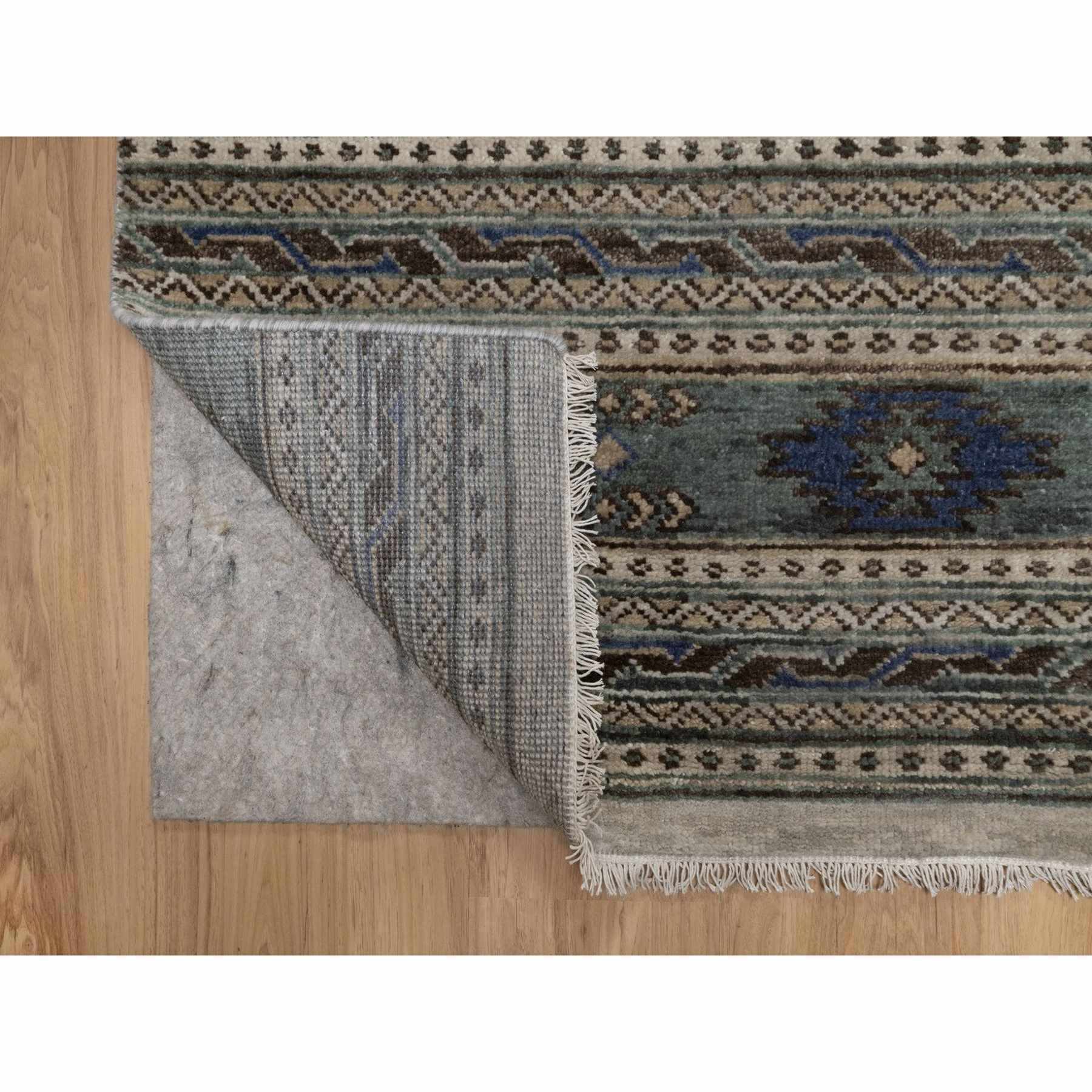 2'7"x9'10" Light Gray, Southwest American Indian Design with Piled Construction, Plush and Lush, Hand Knotted, Pure Wool, Runner, Oriental Rug Sh91472