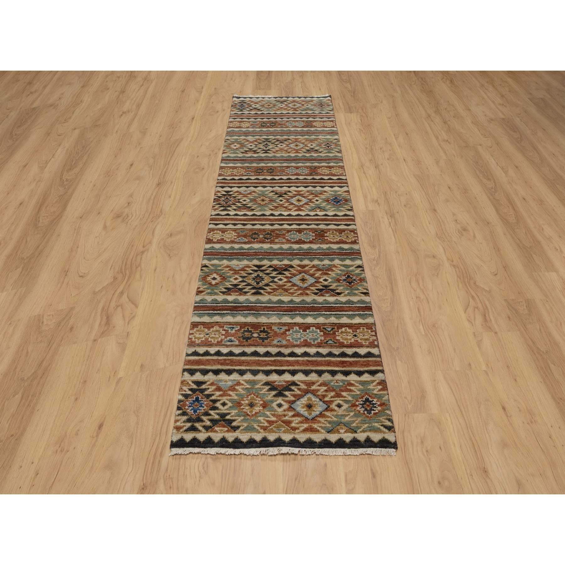 2'6"x9'10" Oyster Gray, Southwest American Indian Design with Piled Construction, Plush and Lush, Hand Knotted, Pure Wool, Runner, Oriental Rug Sh91473