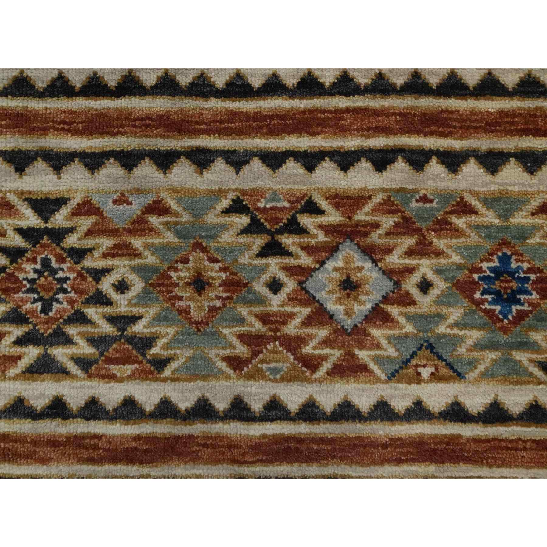 2'6"x9'10" Oyster Gray, Southwest American Indian Design with Piled Construction, Plush and Lush, Hand Knotted, Pure Wool, Runner, Oriental Rug Sh91473