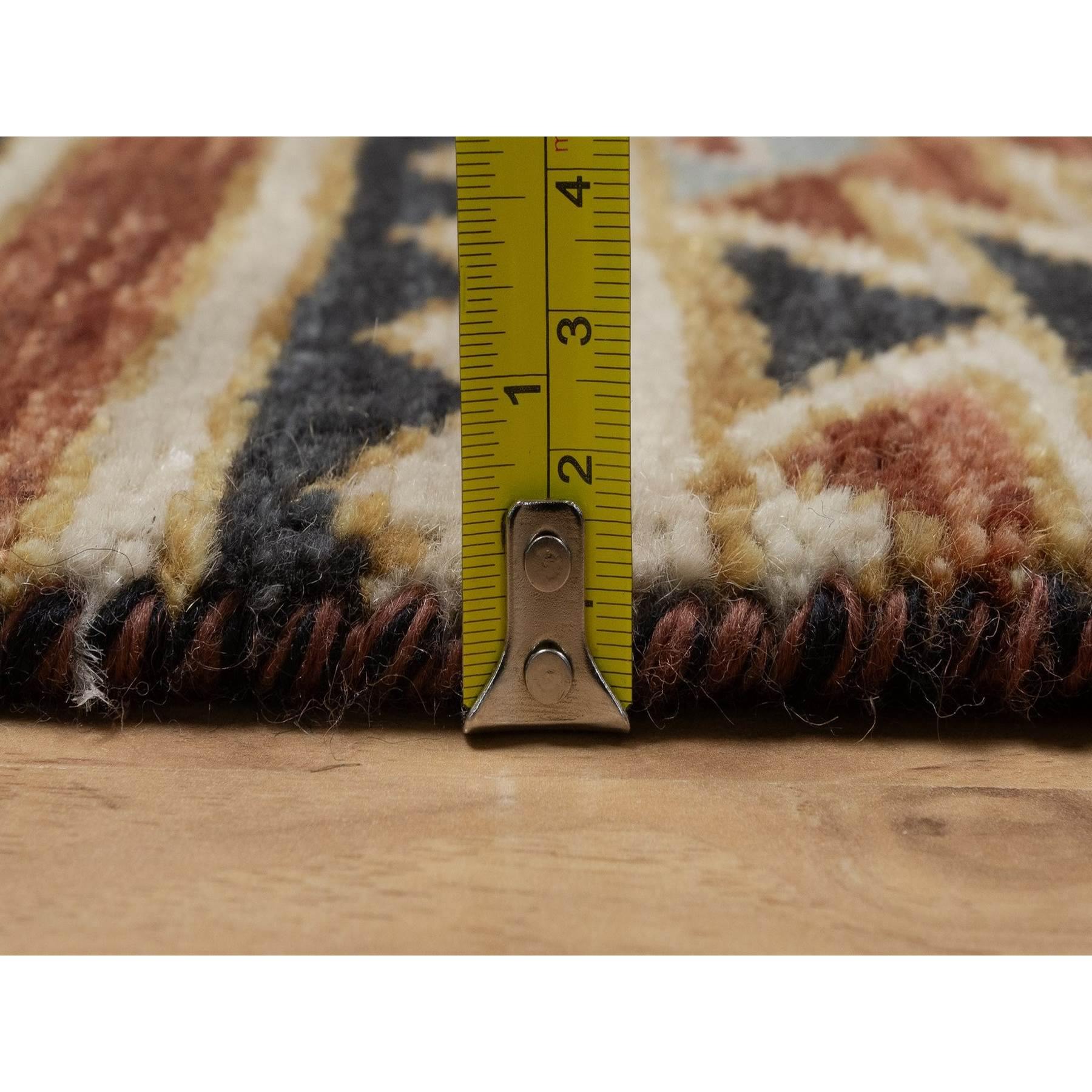 2'6"x9'10" Oyster Gray, Southwest American Indian Design with Piled Construction, Plush and Lush, Hand Knotted, Pure Wool, Runner, Oriental Rug Sh91473